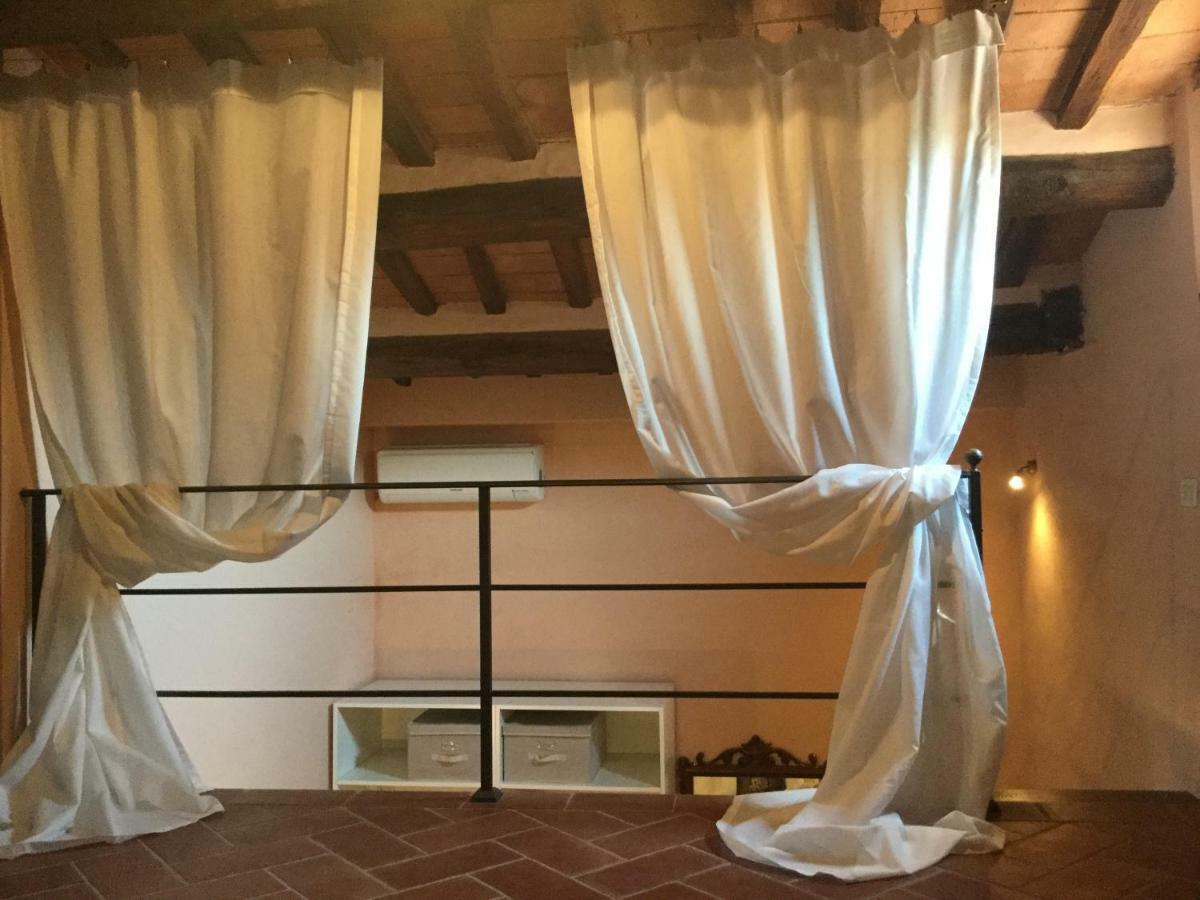 Appartamento Valle Verde Buti Kültér fotó